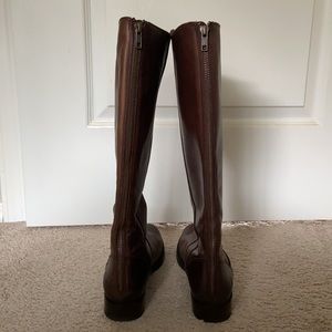 NWOT Frye Boots Melissa Back Zip Size 8